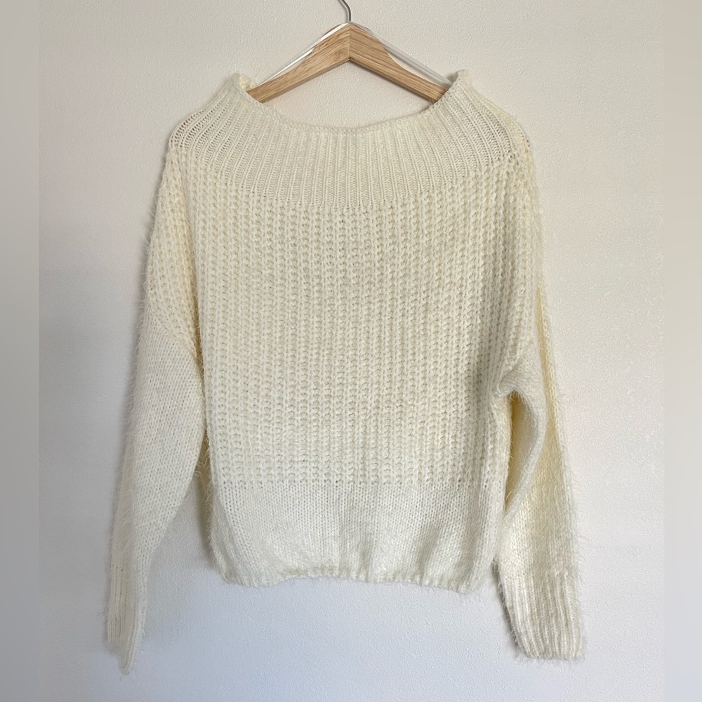 NWOT Selfie Couture by Trendology Eyelash Sweater Ivory XS/S